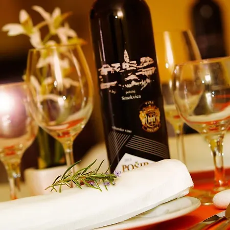 Boutique Telenta 4* فيلا لوكا