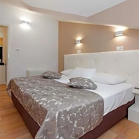 Boutique Telenta Hotel 4*